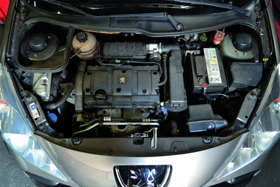 O 1.6 litro 16 válvulas do Peugeot é moderno e anda bem, além de ser econômico
